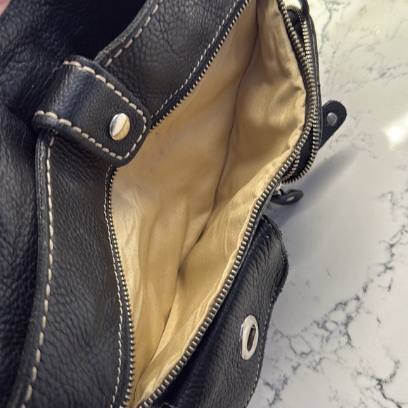 ROOTS - Canadian Villager Leather Bag 🇨🇦 - Picture 4 of 7